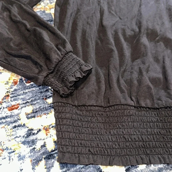 NWT Michael Kors MK Ladies V-neck Long Sleeve Blouse Shirt Top Designer - Picture 2 of 10